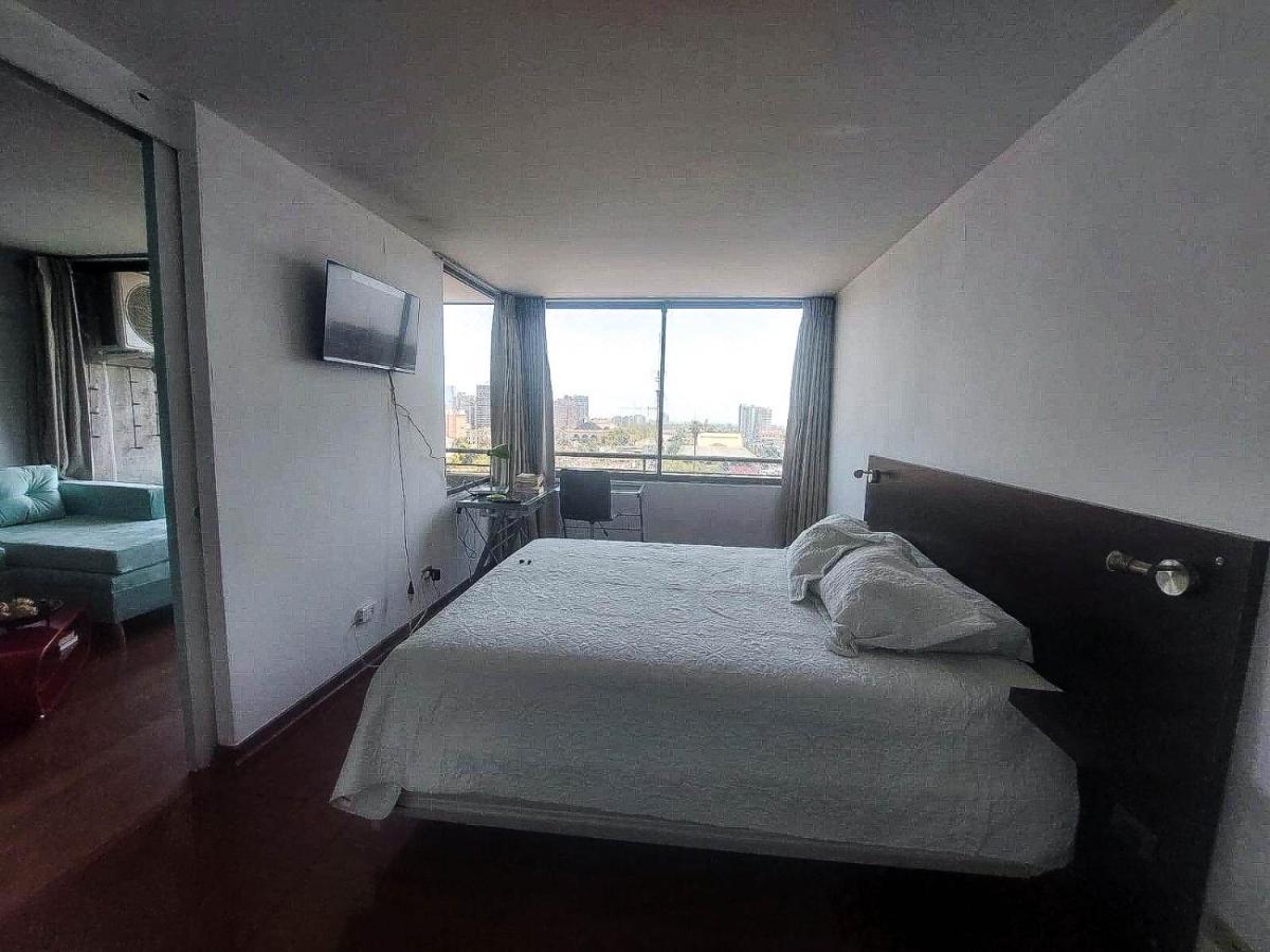 Located In Midtown Apartamento